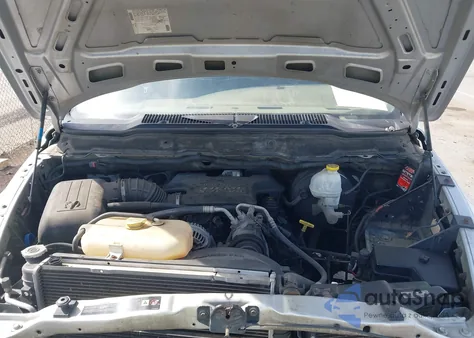 2004 Dodge Ram 1500 Slt/Laramie z USA, uszkodzony, nr VIN 1D7HA18D94S740448